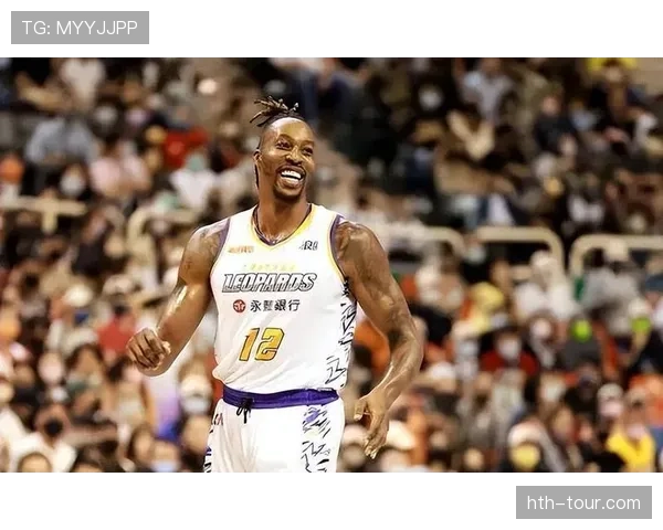 德怀特·霍华德篮下高效保护篮筐对比巅峰期防守提升明显